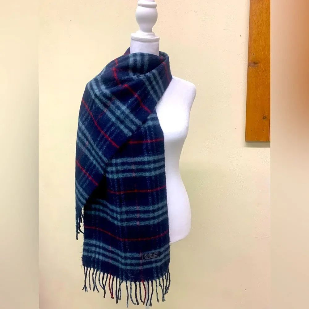 Auth Vintage Burberrys of London Blue Plaid Scarf